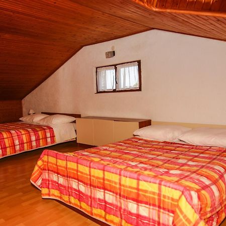 פורץ Apartment Karmen מראה חיצוני תמונה
