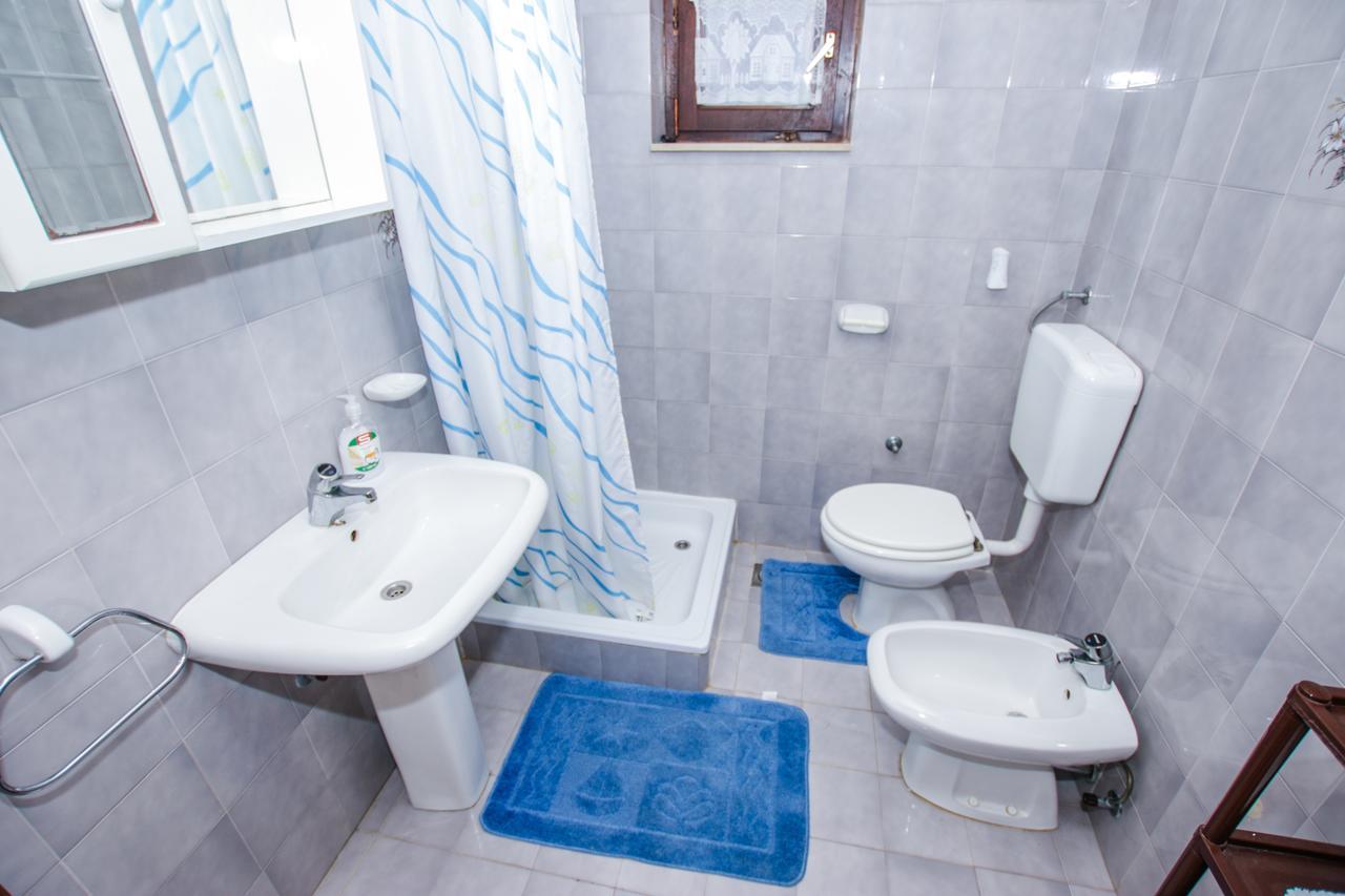 פורץ Apartment Karmen מראה חיצוני תמונה